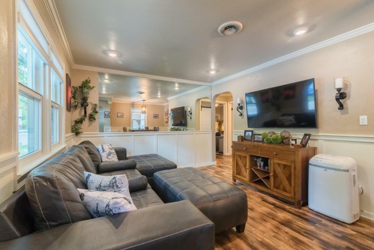 Villa Italian Style In Old Town With Private Hot Tub Fort Collins Exterior foto